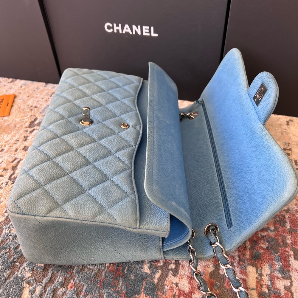 Chanel Caviar Jumbo double flap blue - Picture 11 of 16
